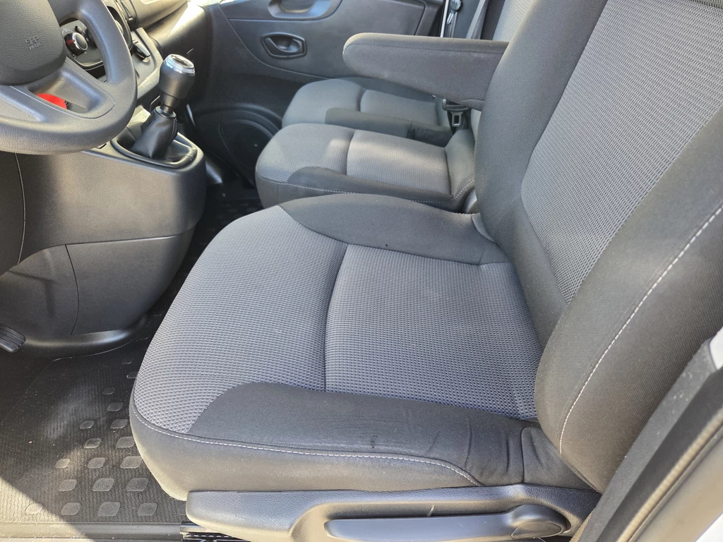 Renault Trafic – foto 16