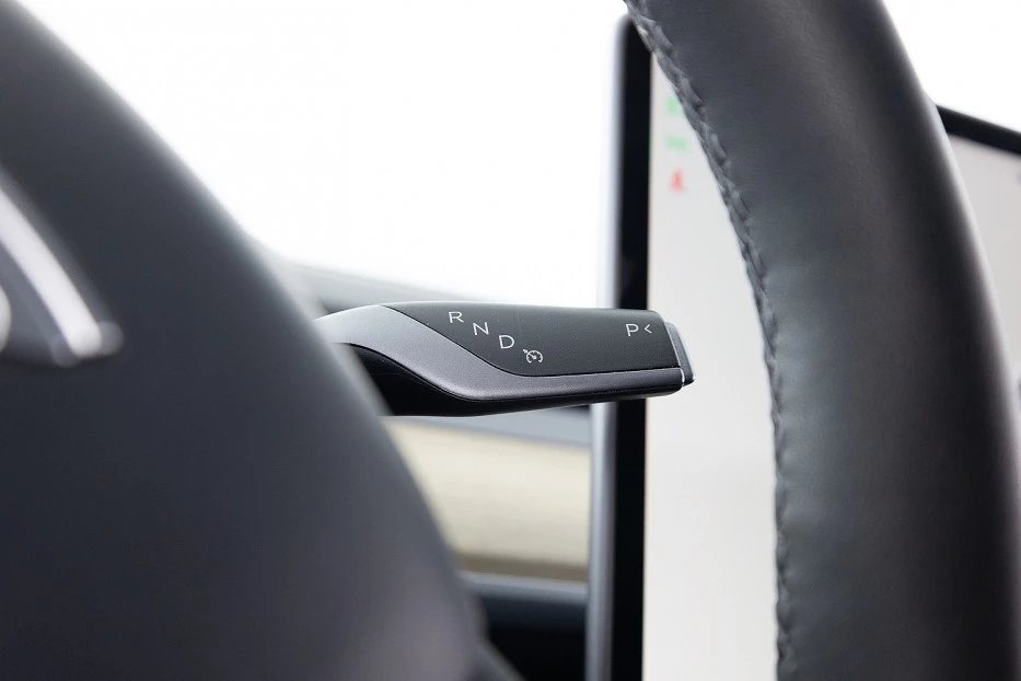 Tesla Model Y – foto 32