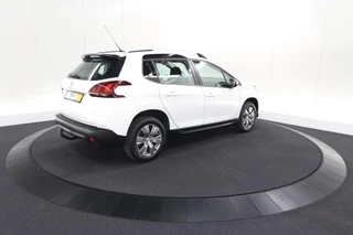 Peugeot 2008 – thumbnail 8