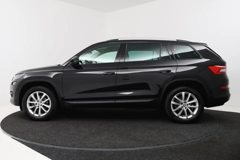 Skoda Kodiaq 1.5 TSI Business Edition 7p. (TREKHAAK, CAMERA, CRUISE ADAPTIEF, STOELVERWARMING, NAVIGATIE, CARPLAY)