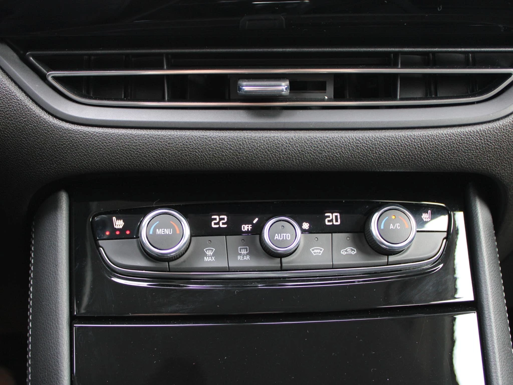 Opel Grandland – foto 17