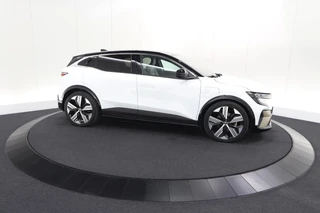Renault Megane E-Tech – thumbnail 11