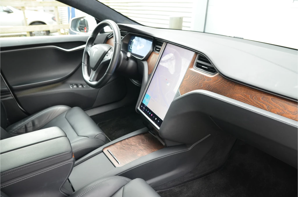 Tesla Model S – foto 11