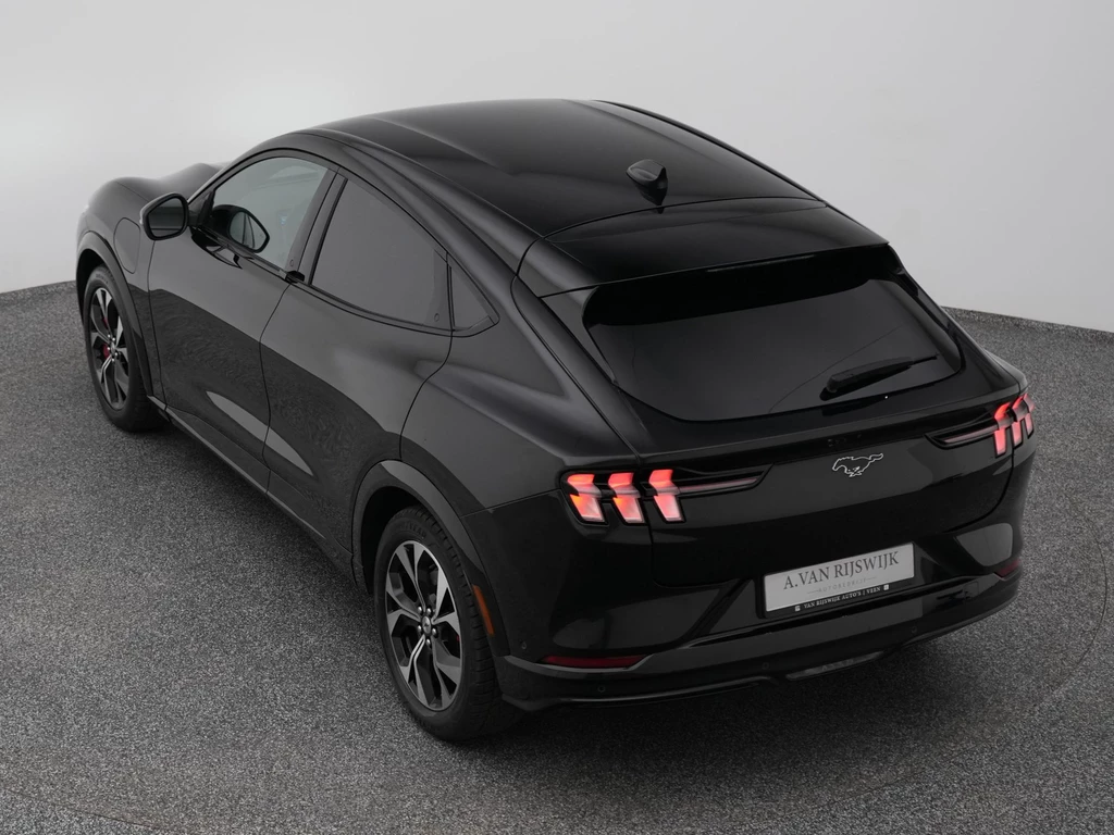 Ford Mustang Mach-E – foto 6