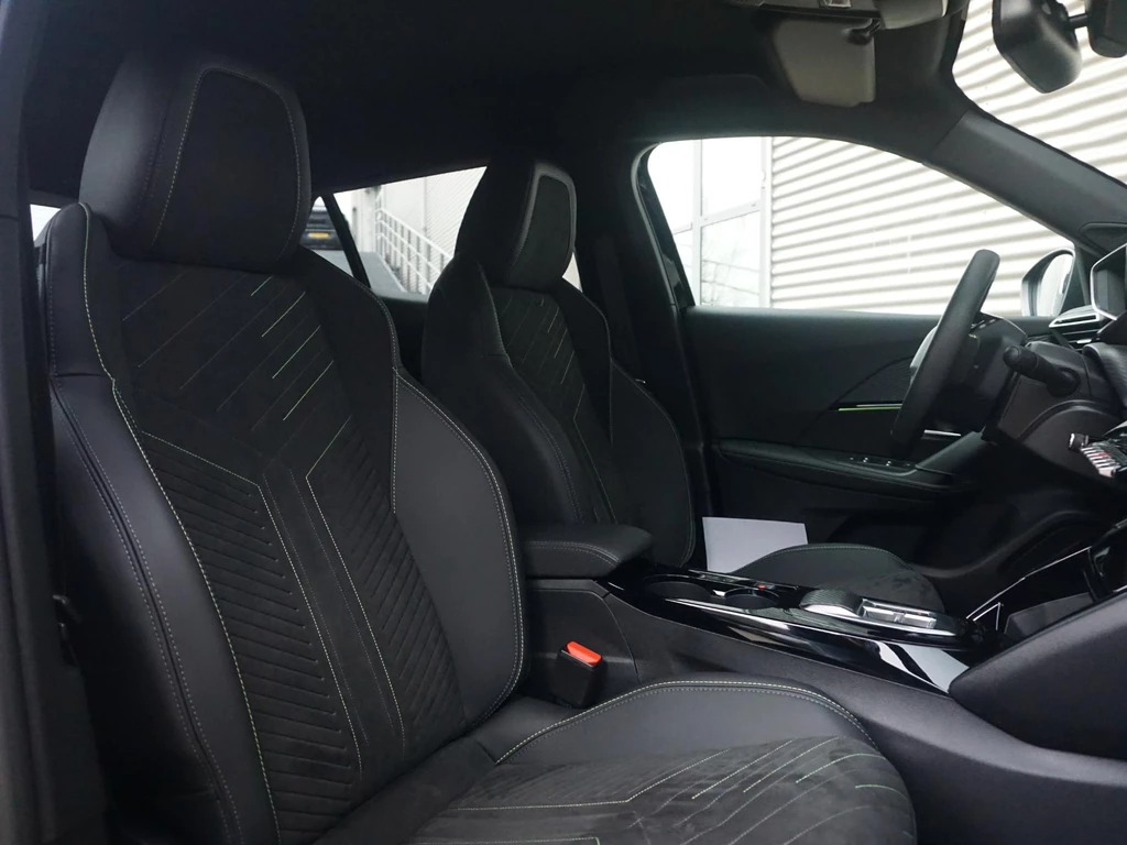 Peugeot e-2008 – foto 37
