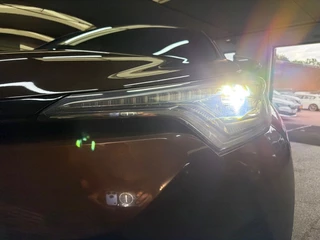 Toyota C-HR – thumbnail 9