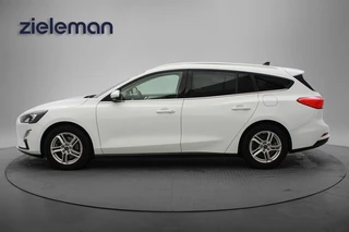 Ford Focus – thumbnail 2