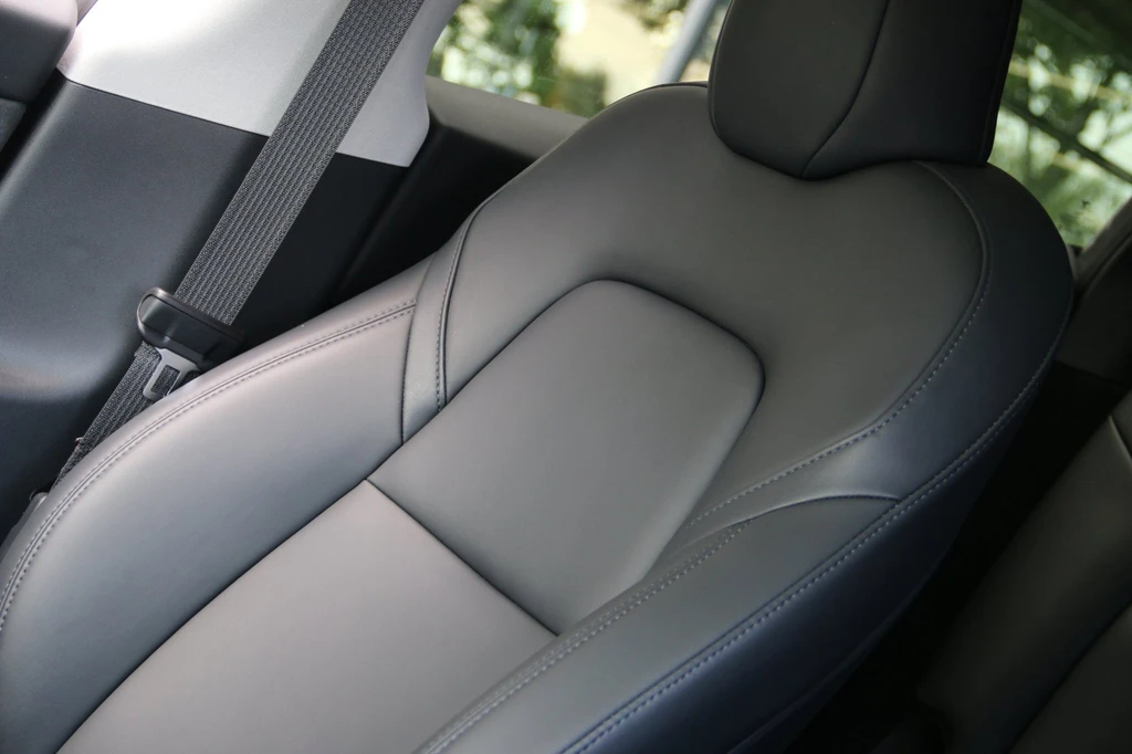 Tesla Model Y – foto 17
