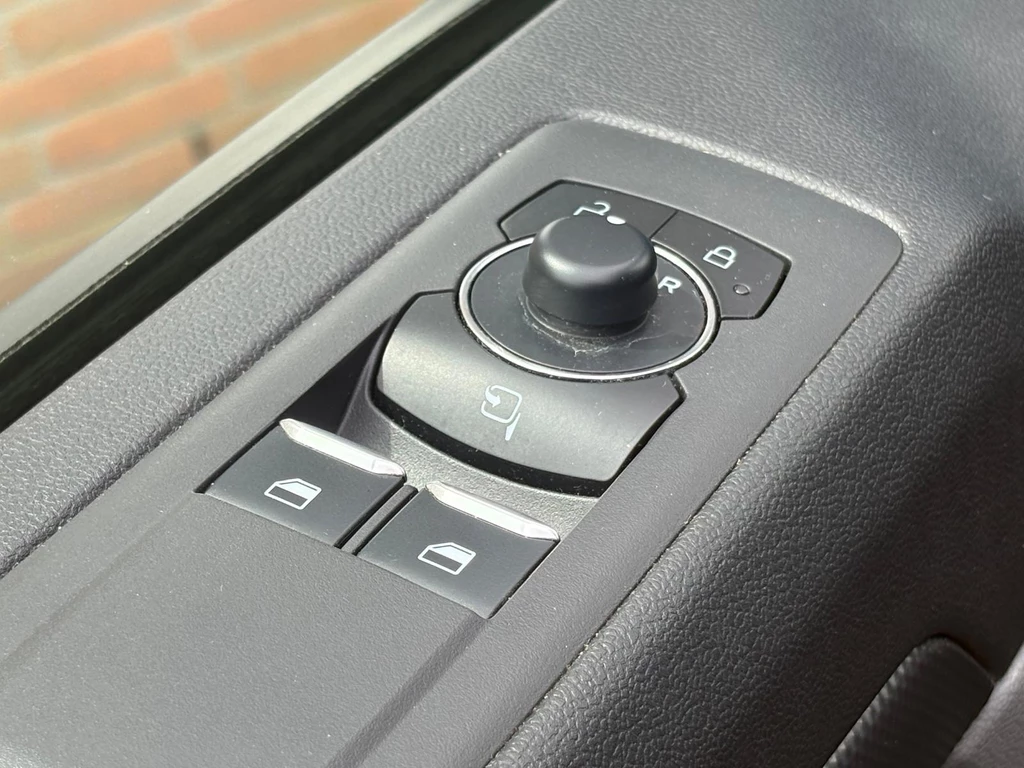 Ford E-Transit Custom – foto 22