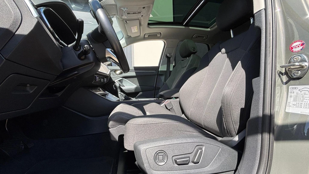 Audi Q3 – foto 11
