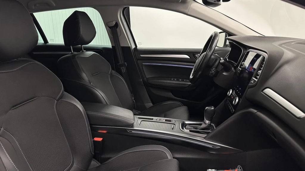 Renault Megane E-Tech – foto 10