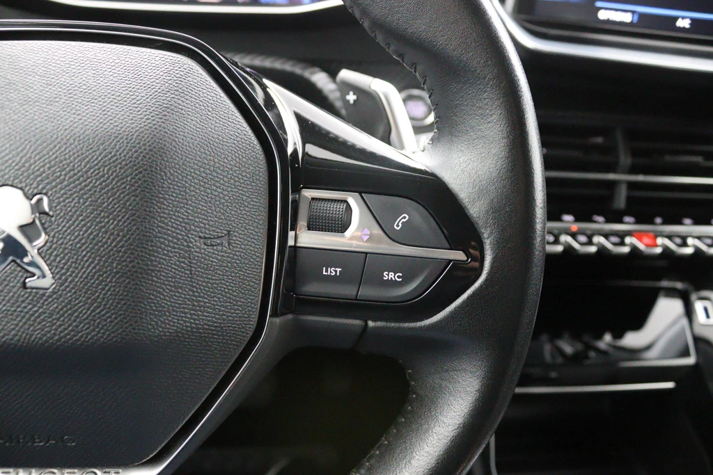 Peugeot 208 – foto 25