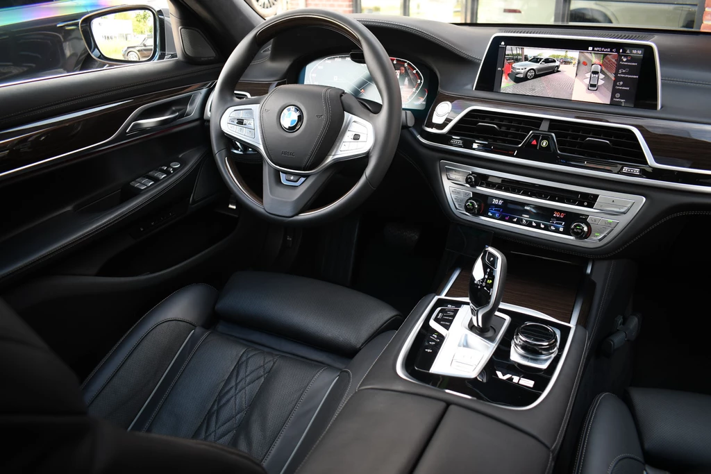 BMW 7 Serie – foto 29