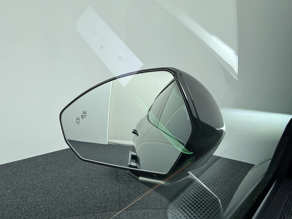 Lynk & Co 08 – foto 37