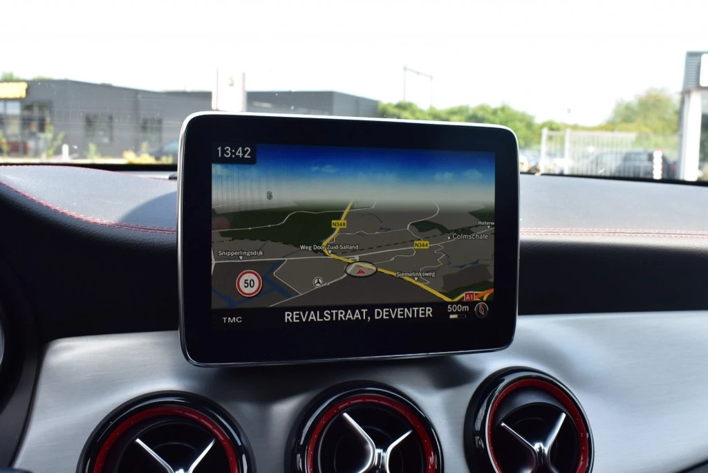 Mercedes-Benz CLA – foto 33