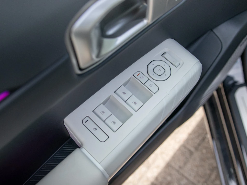 Kia EV4 – foto 24