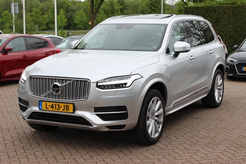 Volvo XC90 2.0 T8 Twin Engine AWD Inscription / Trekhaak / Panoramadak / 360Camera / Harman Kardon / Keyless / 19'' / Leder / CarPlay / Dodehoek / DAB / Cruise Control