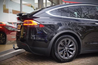 Tesla Model X – thumbnail 6