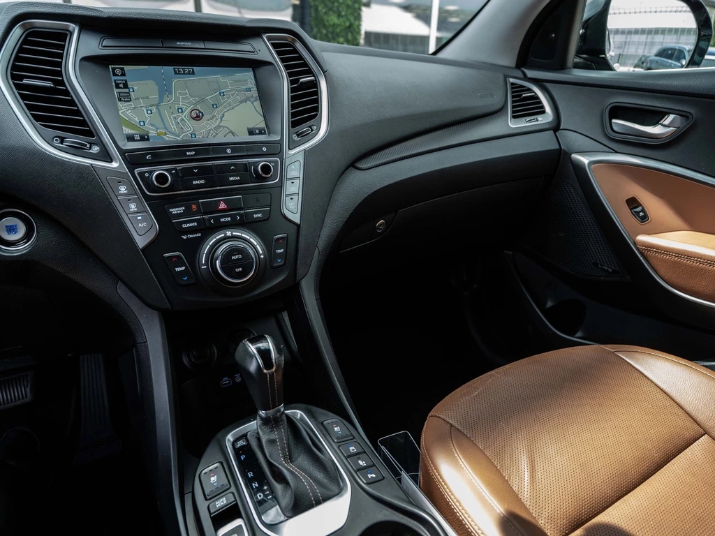 Hyundai Santa Fe – foto 9