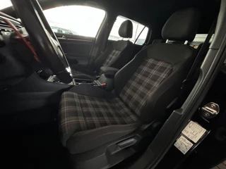Volkswagen Golf – thumbnail 11