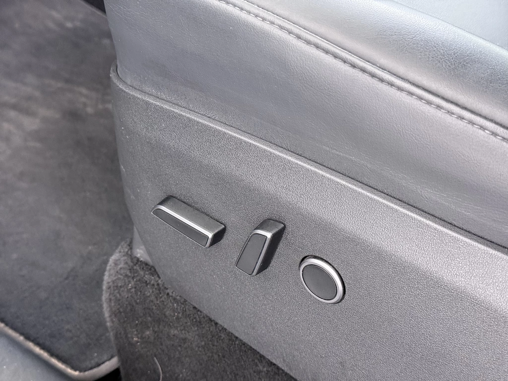 Tesla Model Y – foto 33