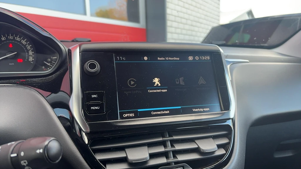 Peugeot 208 – foto 11