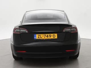 Tesla Model 3 – thumbnail 3