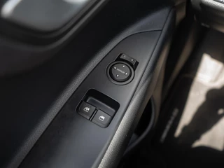 Kia Stonic – thumbnail 18