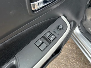 Suzuki Swift – thumbnail 10