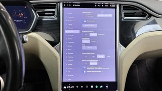 Tesla Model X – thumbnail 23
