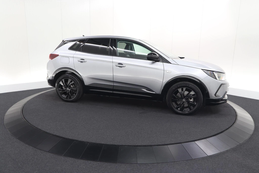Opel Grandland – foto 11