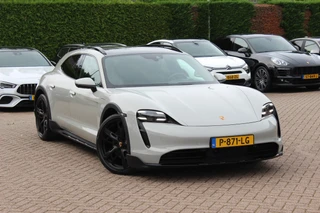 Porsche Taycan – thumbnail 7