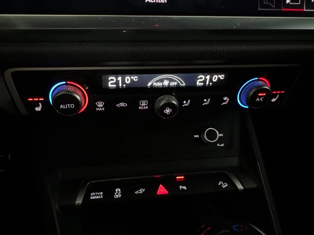 Audi Q3 – foto 17