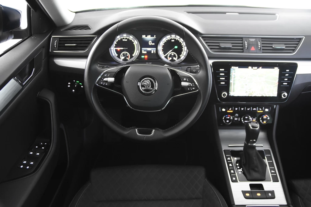 Škoda Superb – foto 20