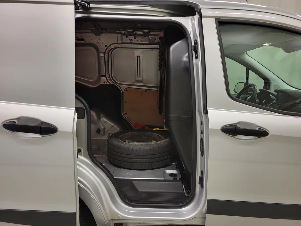 Ford Transit Courier – foto 10