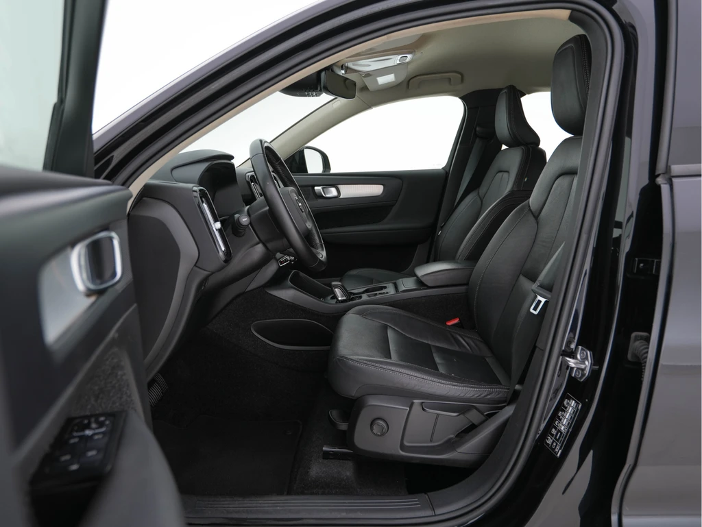 Volvo XC40 – foto 8