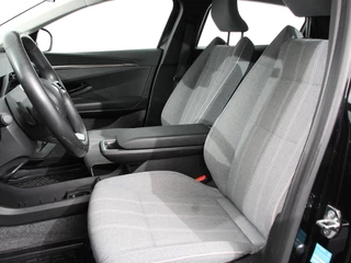 Renault Megane E-Tech – thumbnail 23