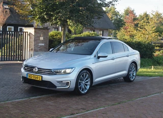 Volkswagen Passat – thumbnail 1