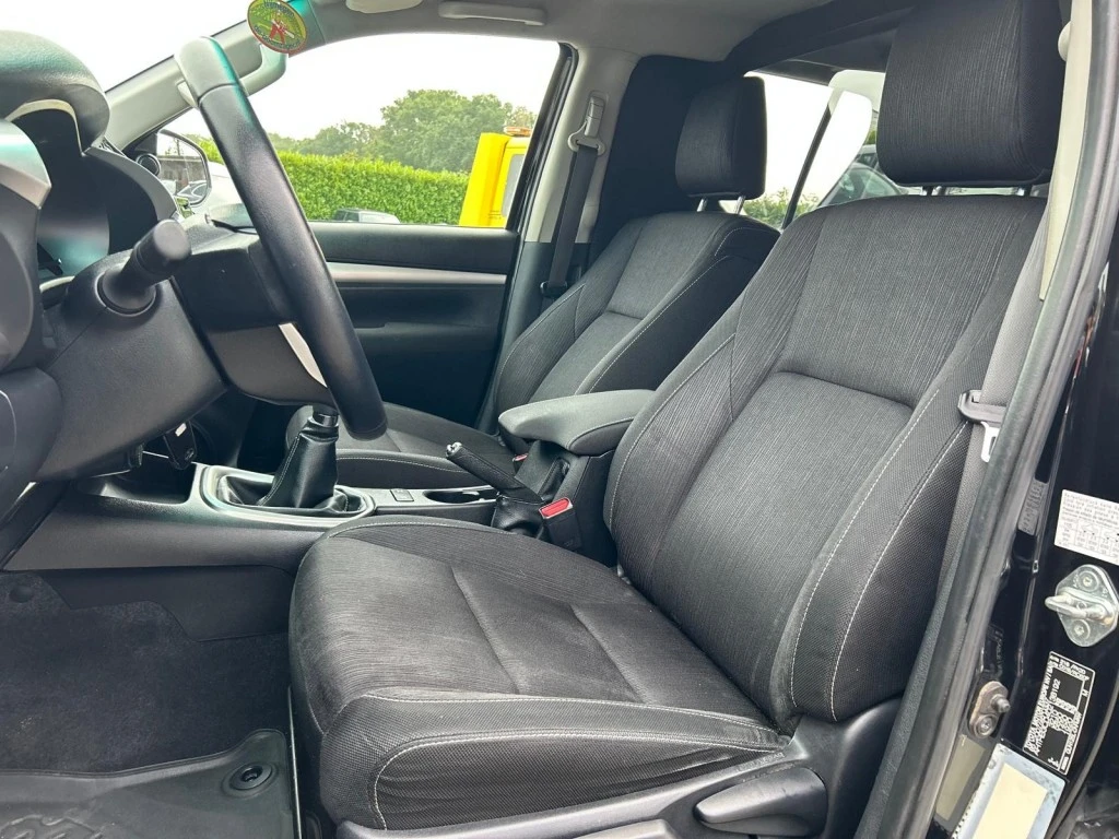 Toyota Hilux – foto 12