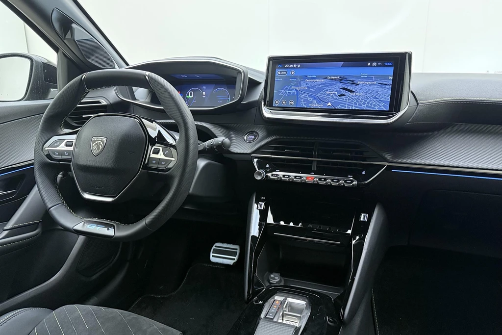 Peugeot e-208 – foto 33
