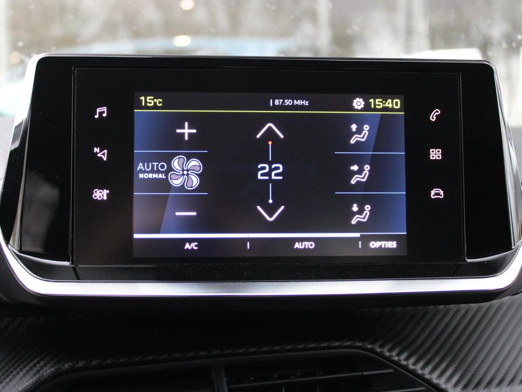 Peugeot e-208 – foto 19
