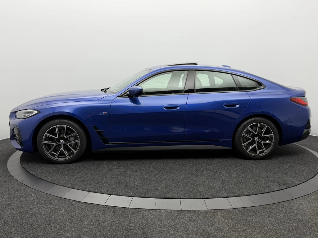 BMW i4 – foto 3