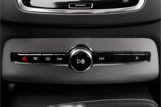 Volvo XC90 – thumbnail 30