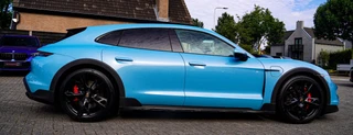 Porsche Taycan – thumbnail 11