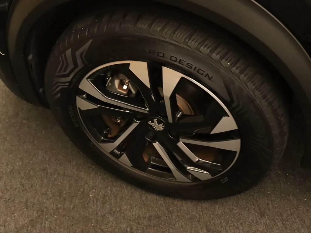 Peugeot e-2008 – foto 12