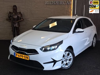 Kia Ceed – thumbnail 1