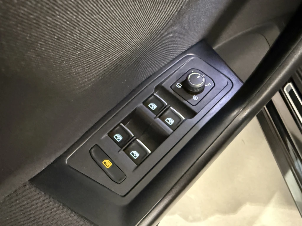 Volkswagen T-Roc – foto 31