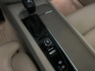 Volvo XC60 – thumbnail 23