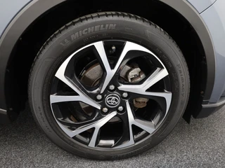 Toyota C-HR – thumbnail 32