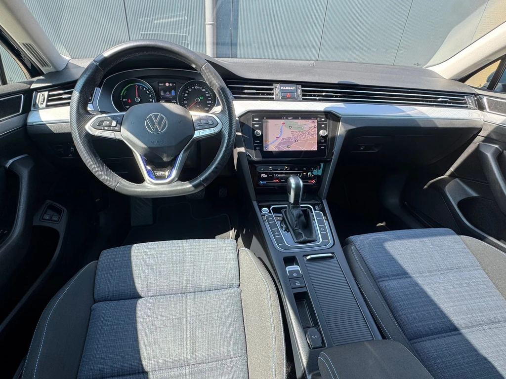 Volkswagen Passat – foto 12
